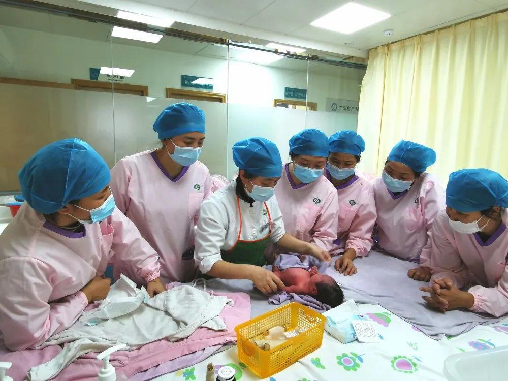 安吉县妇婴监护型护送